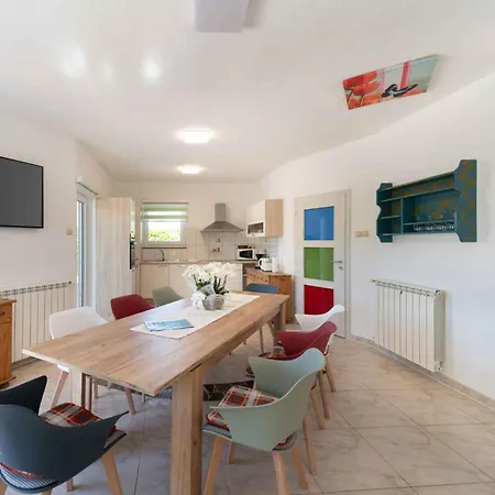 In - Istrien 33662 Tatil Evi