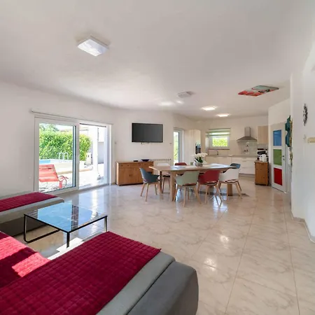In - Istrien 33662 Tatil Evi *
