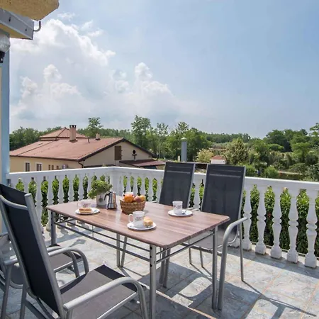 In - Istrien 33662 Tatil Evi